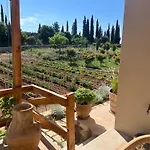 Alkis Farm And Residence